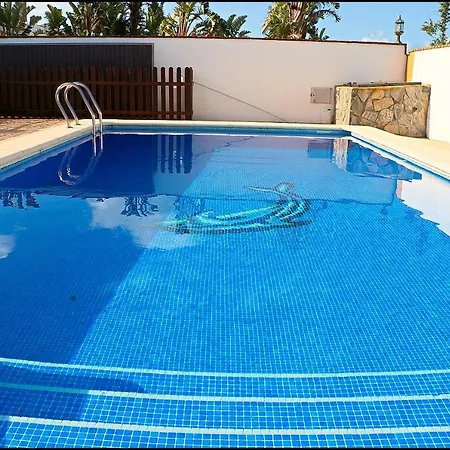 Chalet Con Piscina Privada *
