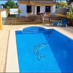 Con Piscina Privada *