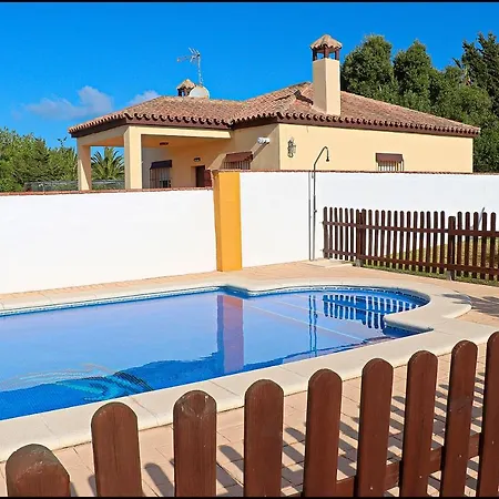 Con Piscina Privada Chalé