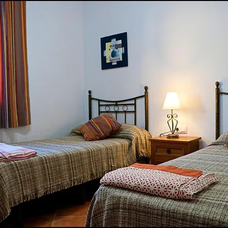 Con Piscina Privada *