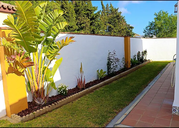 Con Piscina Privada *