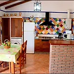 Chalet Con Piscina Privada *